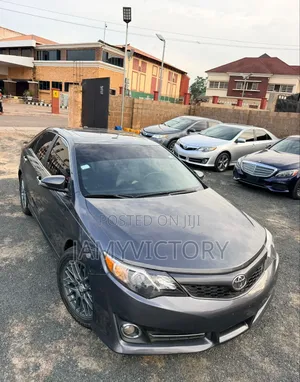 Toyota Camry SE Limited Edition 4dr Sedan (2.5L 4cyl 6A) 2012 Gray