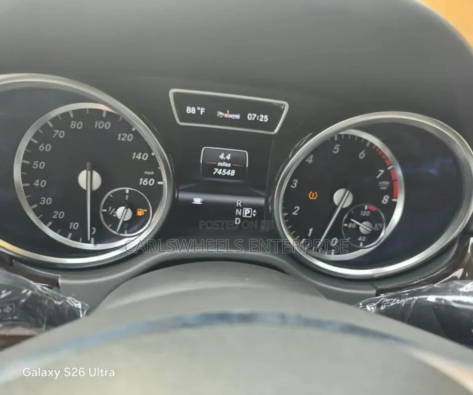 Mercedes-Benz M Class 2013 White