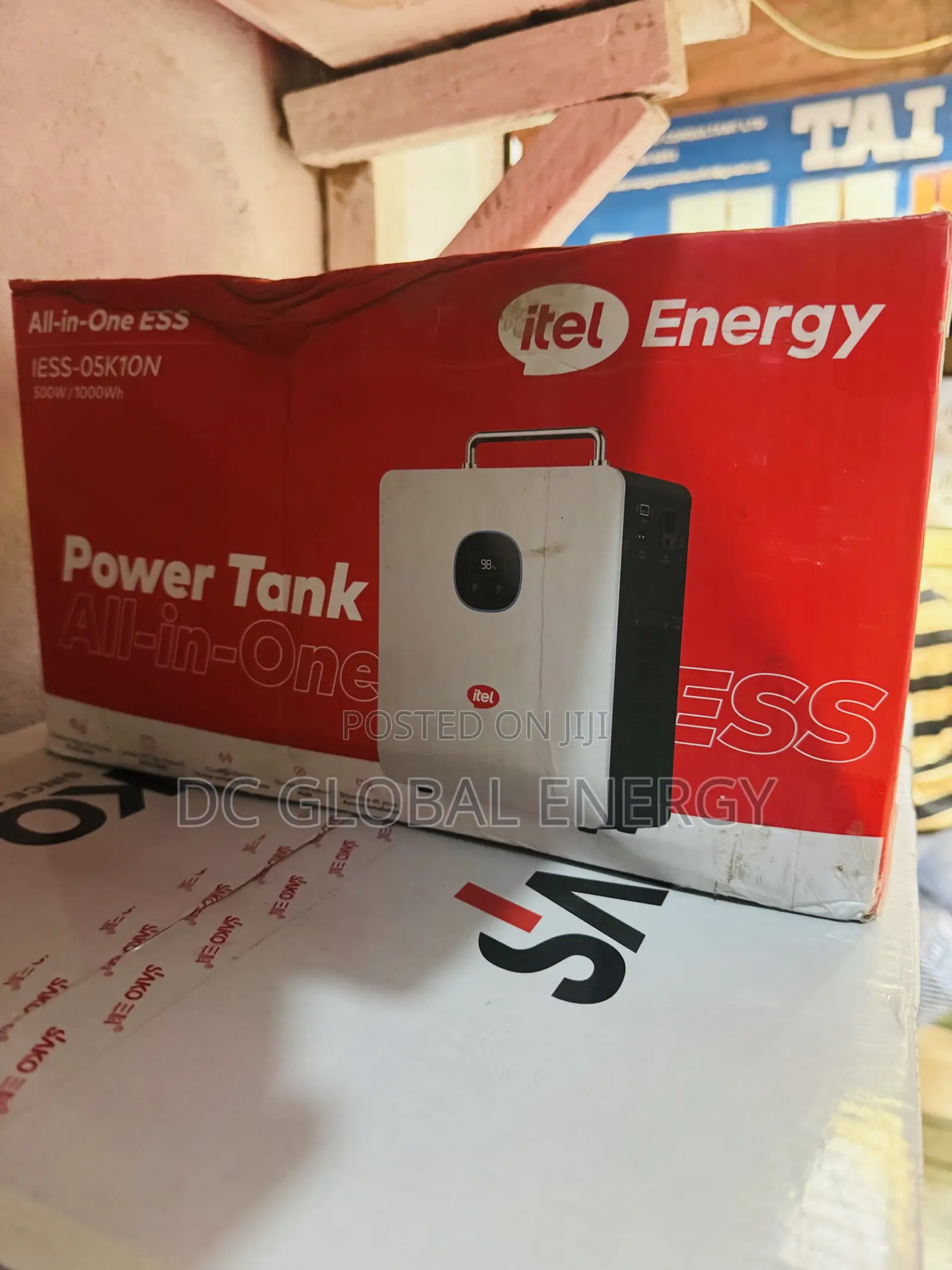 Itel Power Tank 500w by 1kwh Solar Generator
