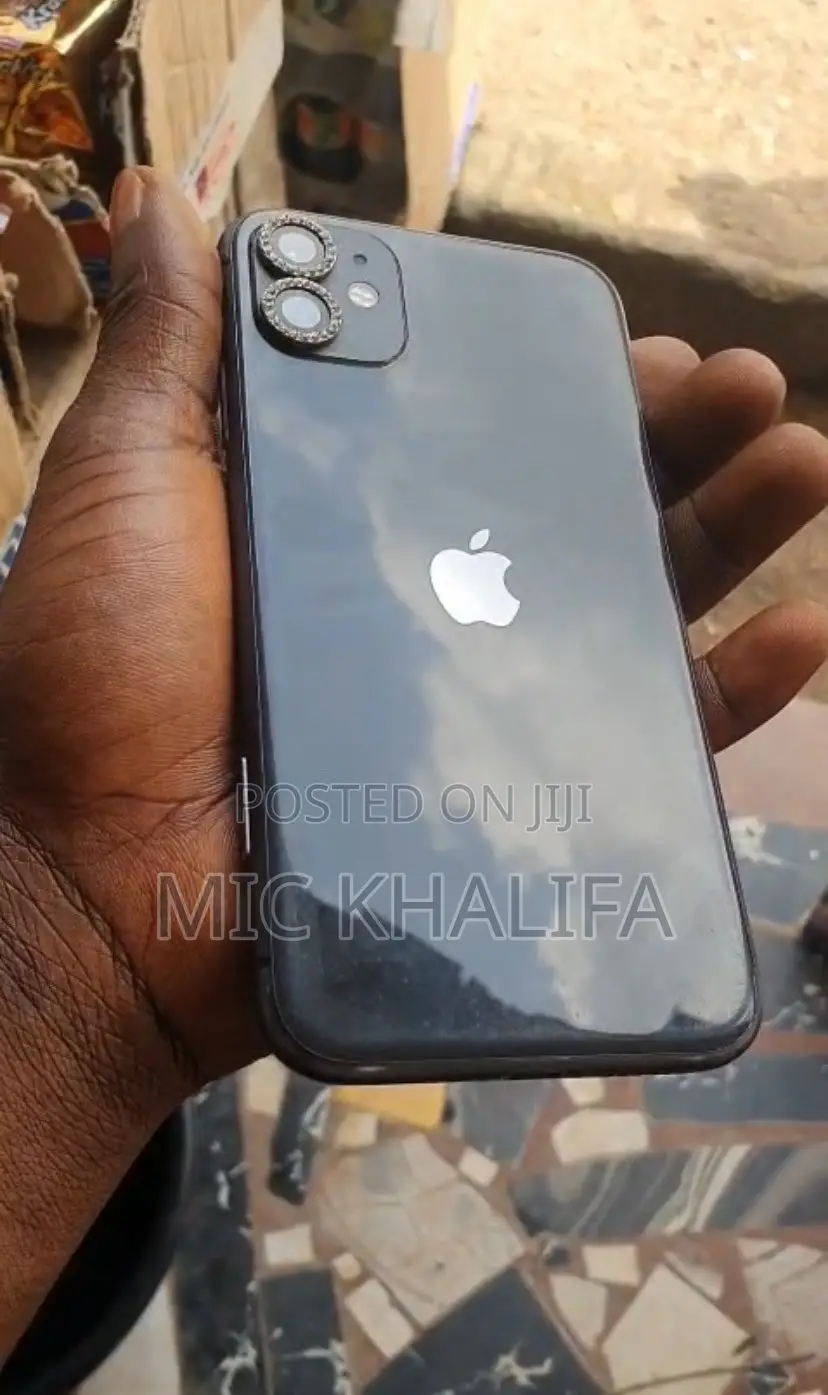 Apple iPhone 11 64 GB Black