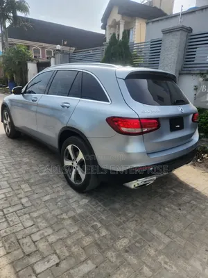 Mercedes-Benz GLC-Class 2016 Blue