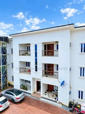 6bdrm Block of Flats in Cedarwood Estate, New Layout for sale