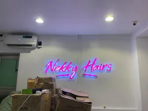Signage Facial