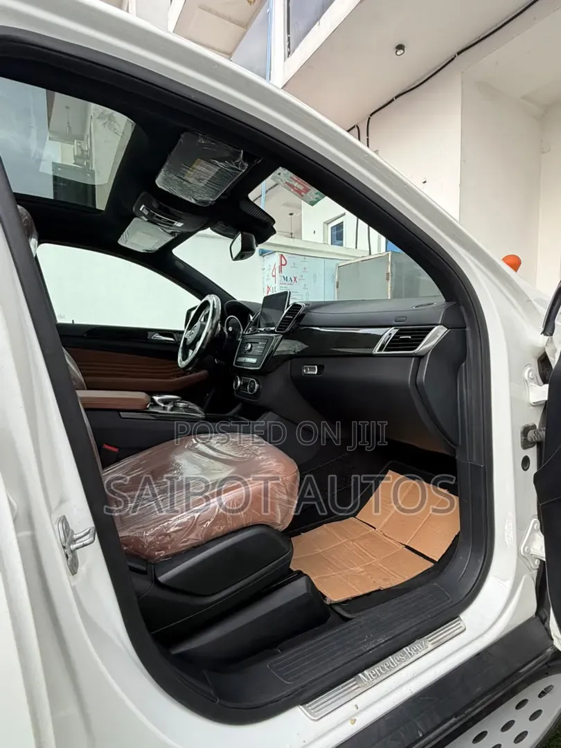 Mercedes-Benz GLE-Class 2016 White
