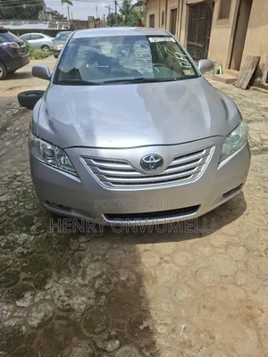Toyota Camry LE 4dr Sedan (2.4L 4cyl 5A) 2009 Silver