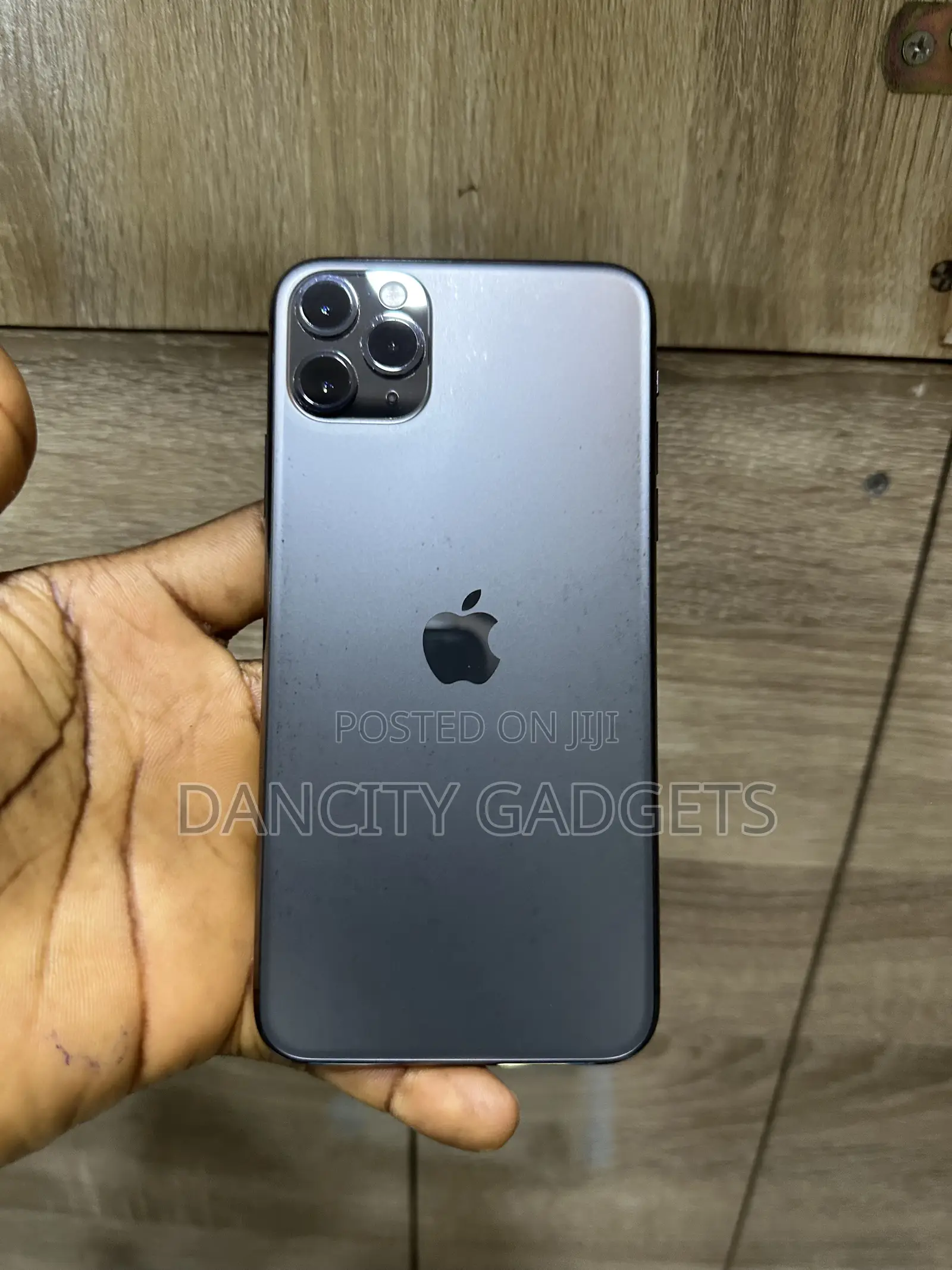 Apple iPhone 11 Pro Max 64 GB Black