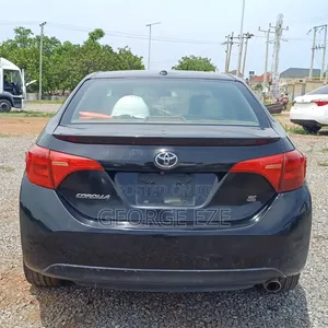 Toyota Corolla 2015 Black
