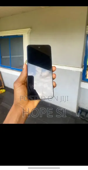 Tecno Spark 40 128 GB Black