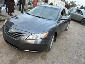 Toyota Camry LE 4dr Sedan (2.4L 4cyl 5A) 2008 Gray