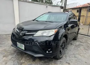 Toyota RAV4 2012 White