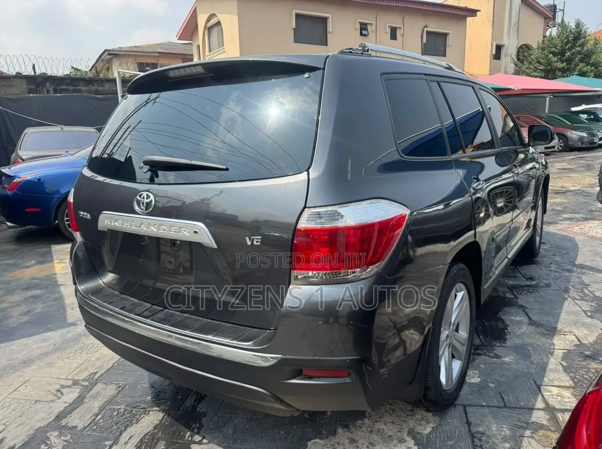 Toyota Highlander 2008 Gray