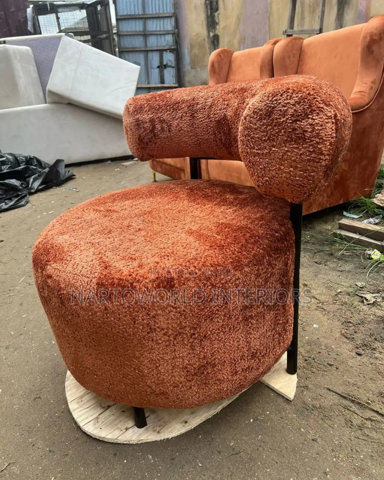 Luxury Single Sofa
