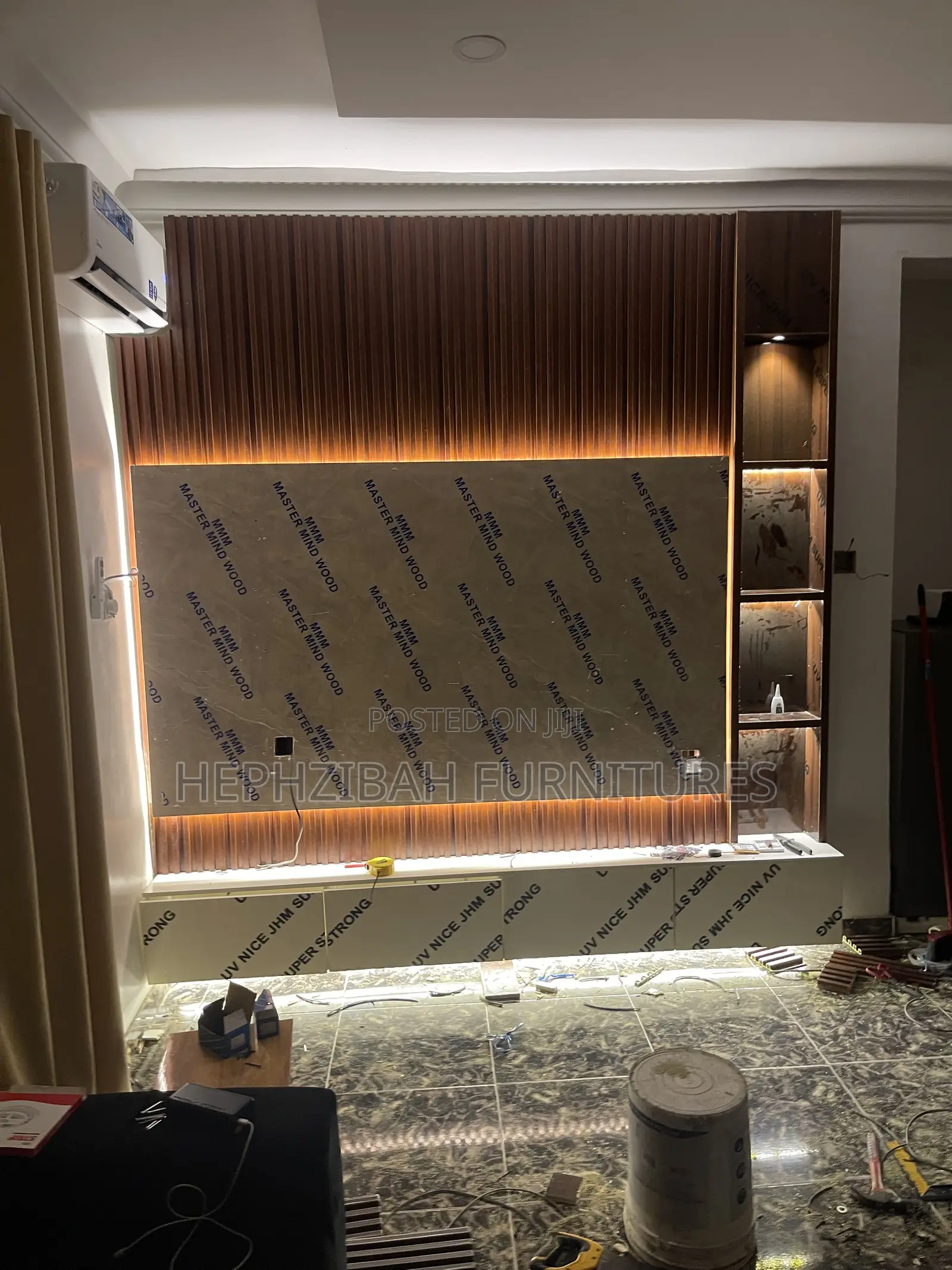 Modern High Glossy Wall Console