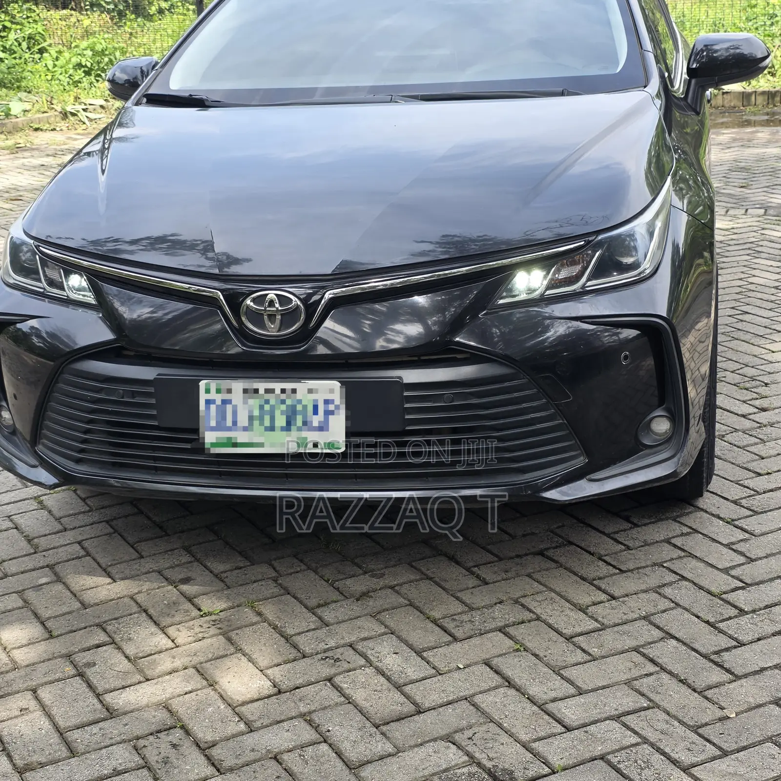 Toyota Corolla 2024 Black