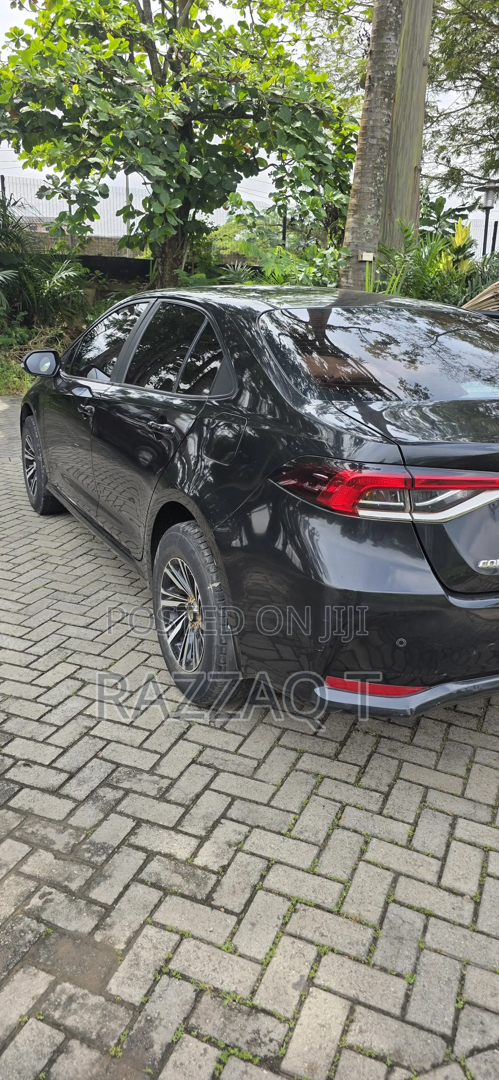 Toyota Corolla 2024 Black