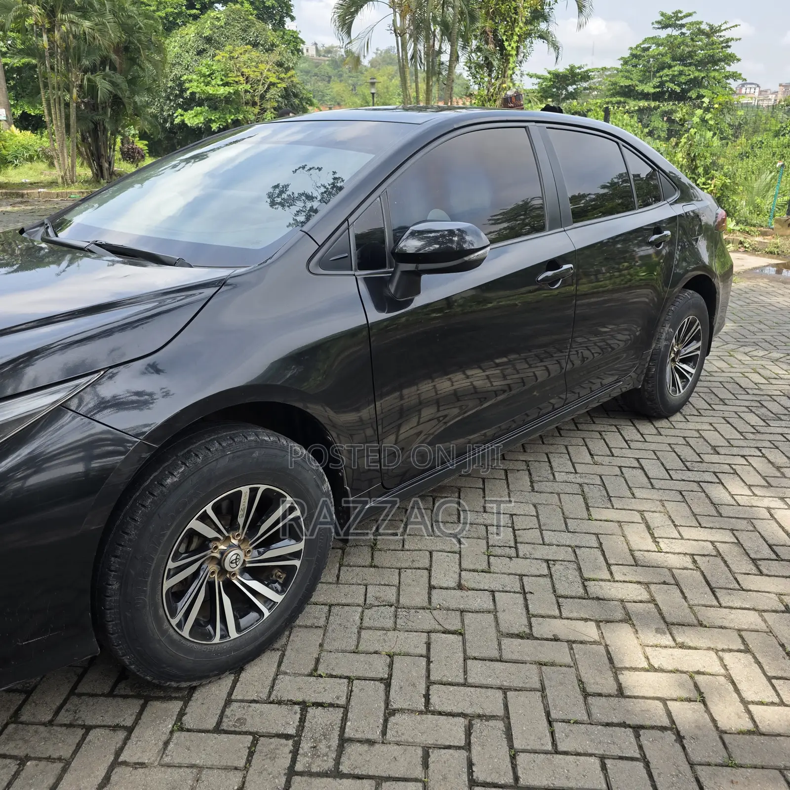Toyota Corolla 2024 Black