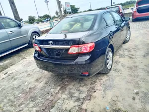 Toyota Corolla 2013 Black