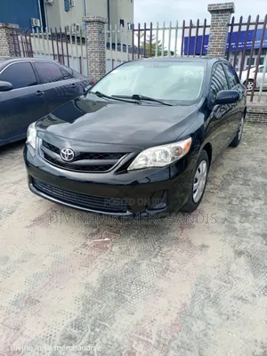 Toyota Corolla 2013 Black