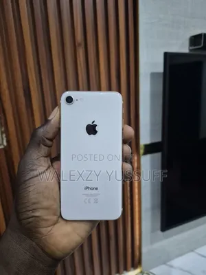 Apple iPhone 8 64 GB Rose Gold