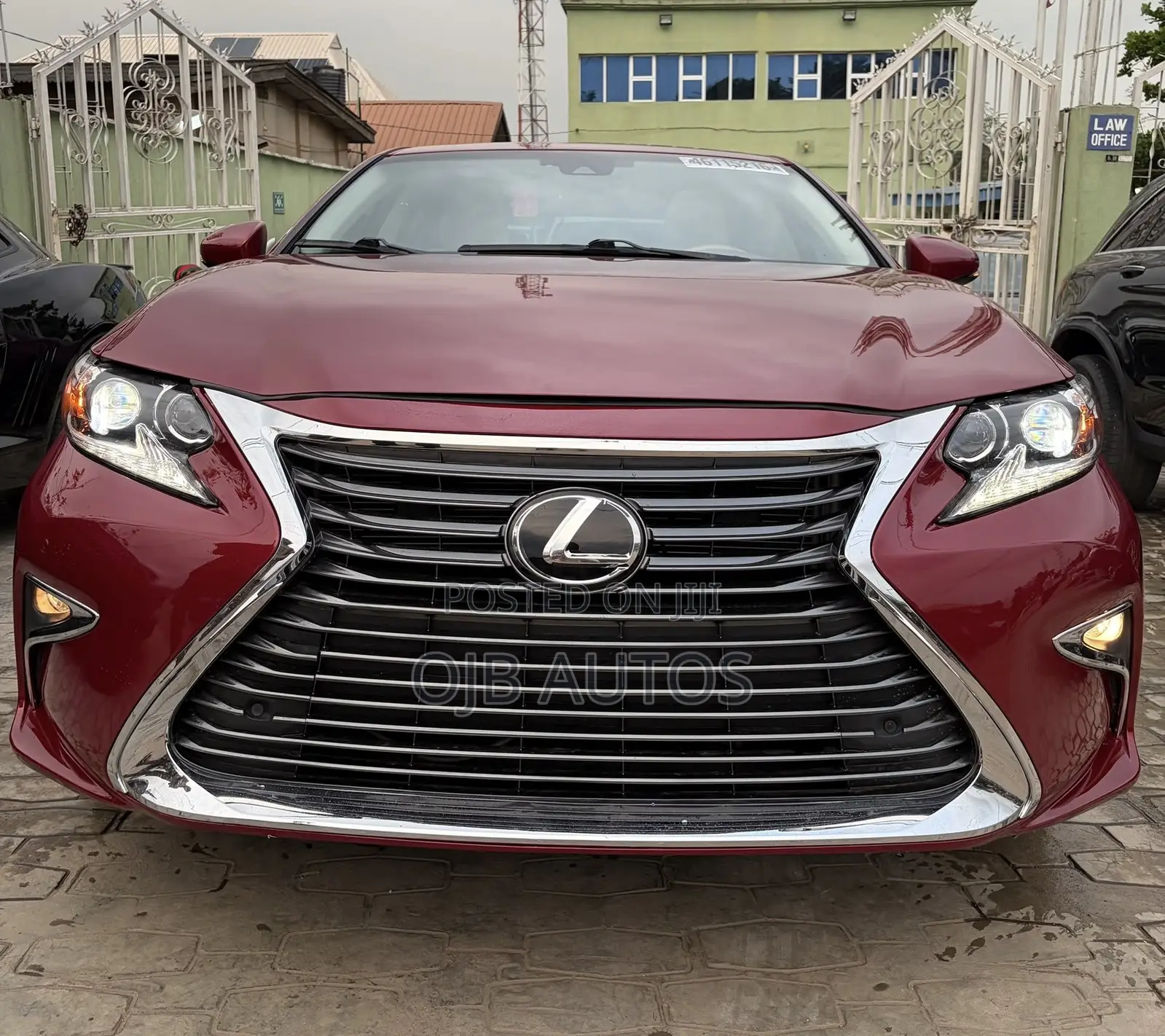 Lexus ES 350 FWD 2016 Red