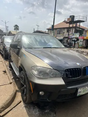 BMW X5 xDrive30i AWD (3.0L 6cyl 6A) 2010 Black