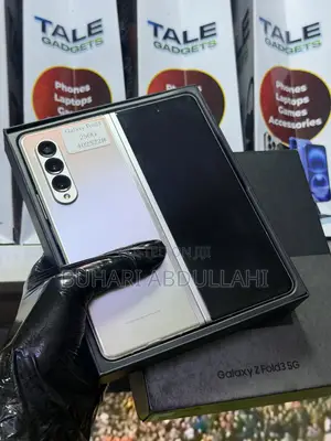 Samsung Galaxy Z Fold 3 256 GB White