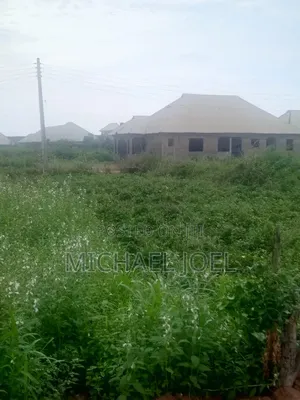 Flat Land Measuring 100ft by 100ft
