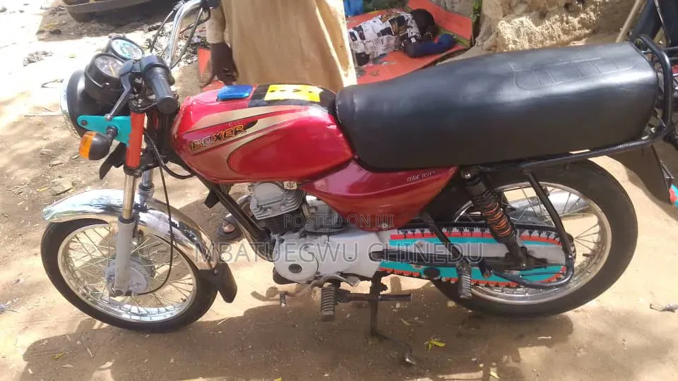 Bajaj Boxer 100 2021 Red