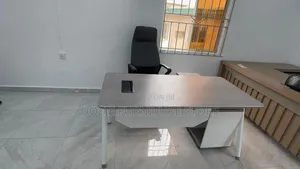 Premium Executive Office Table