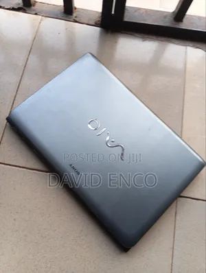 Laptop Sony VAIO E14135 8GB Intel Core i7 HDD+SSD 512GB