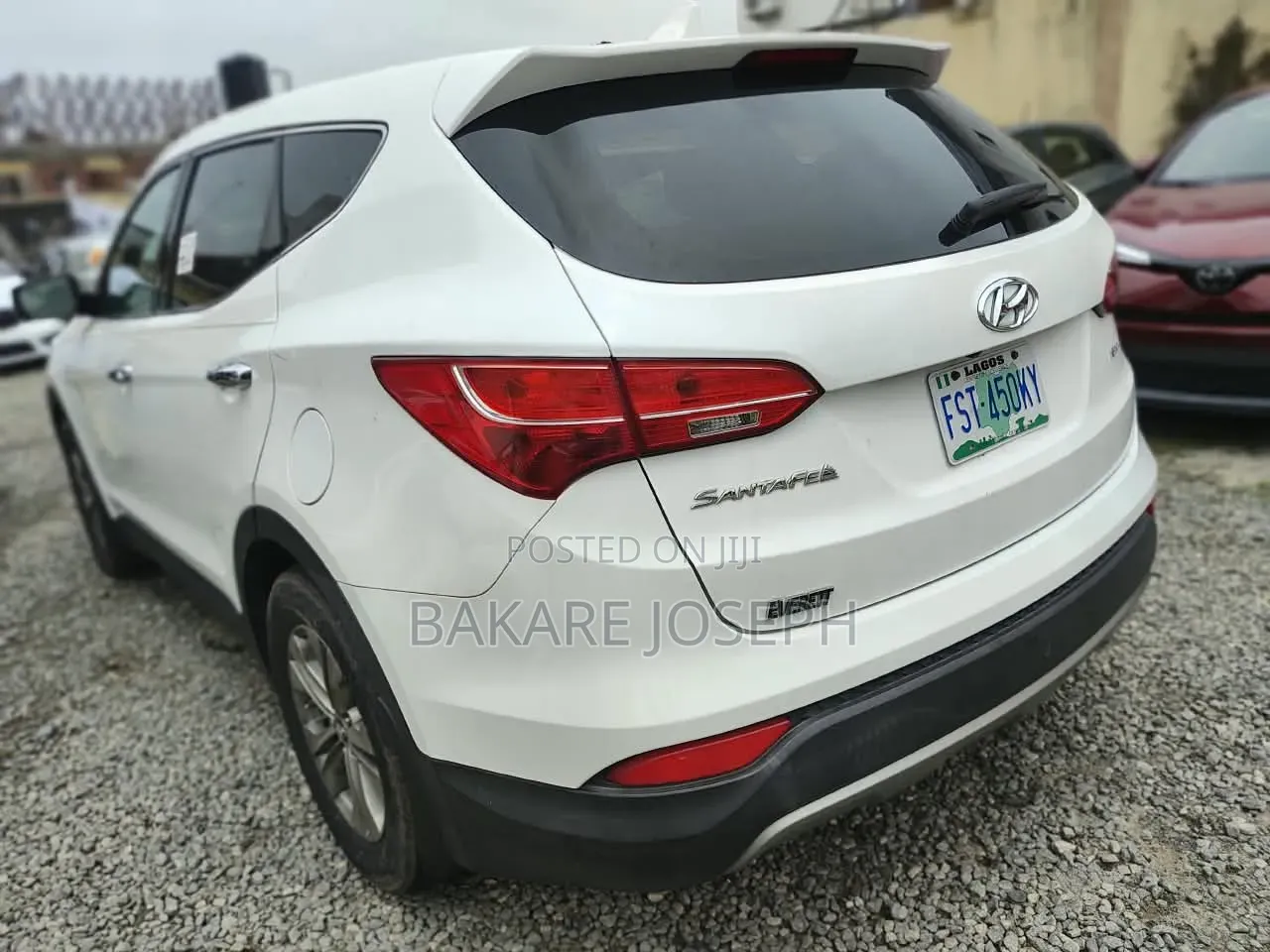 Hyundai Santa Fe SE 2012 White