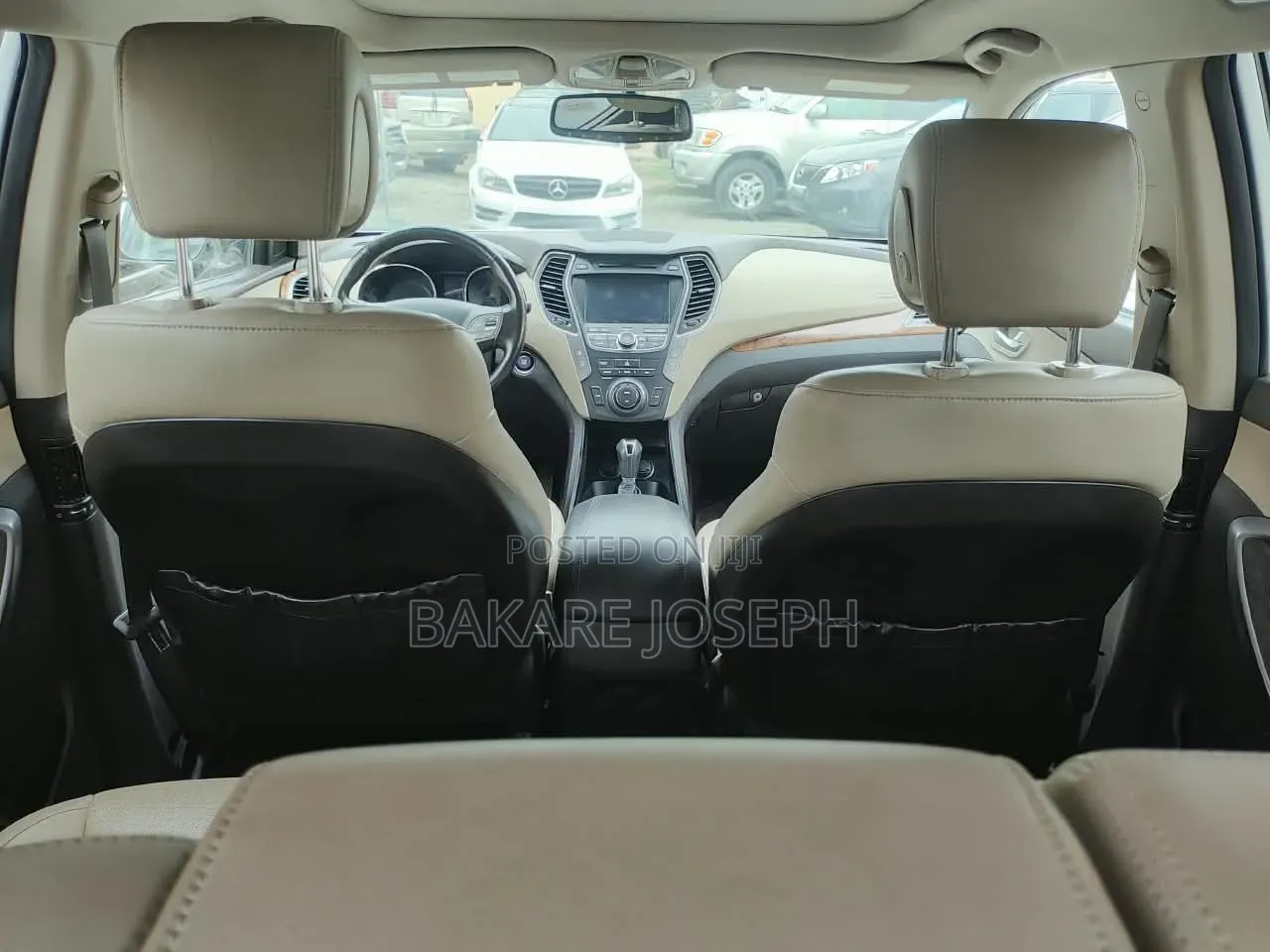 Hyundai Santa Fe SE 2012 White