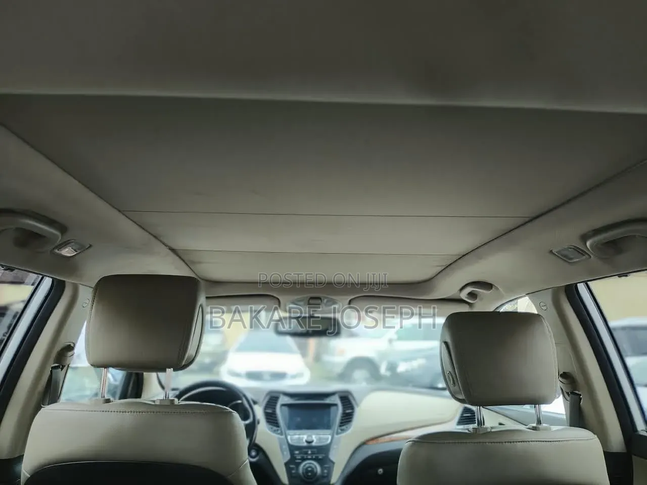 Hyundai Santa Fe SE 2012 White