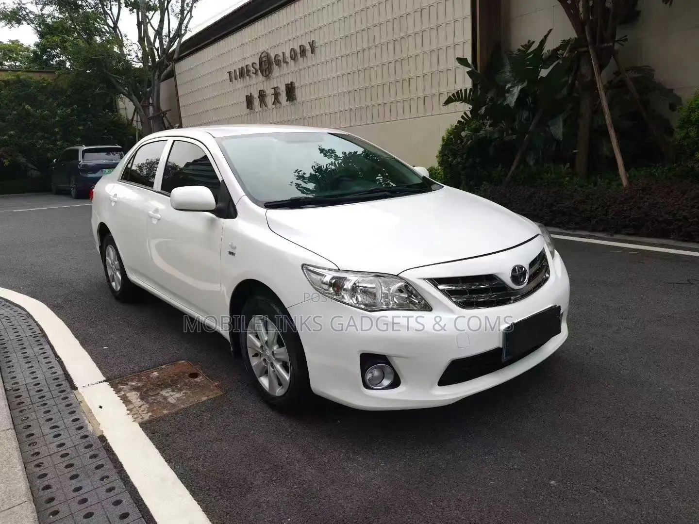 Toyota Corolla 2012 White