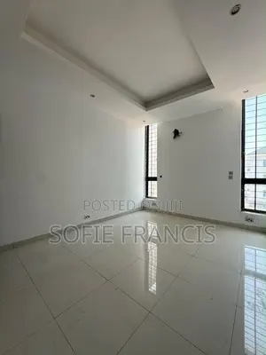 4bdrm Duplex in Lekki for rent