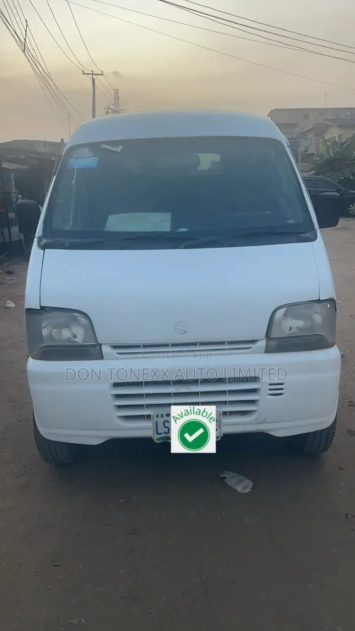 Suzuki Every 2009 White