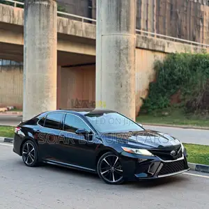 Toyota Camry XSE V6 (3.5L V6 8A) 2019 Black
