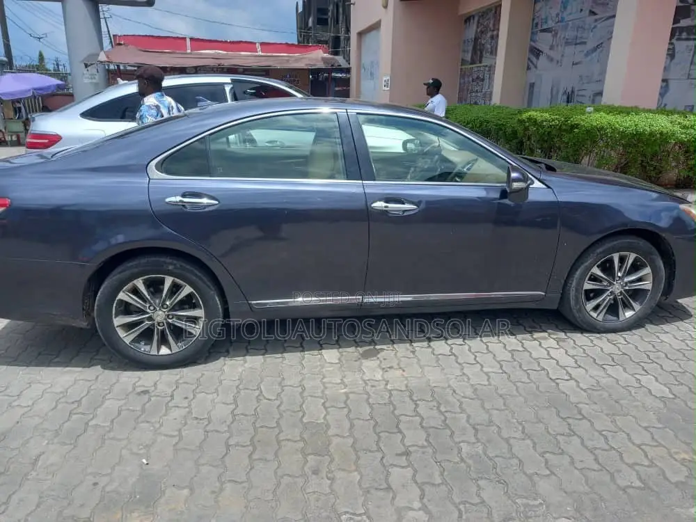 Lexus ES 350 2012 Gray