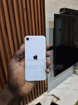 Apple iPhone SE (2020) 64 GB White