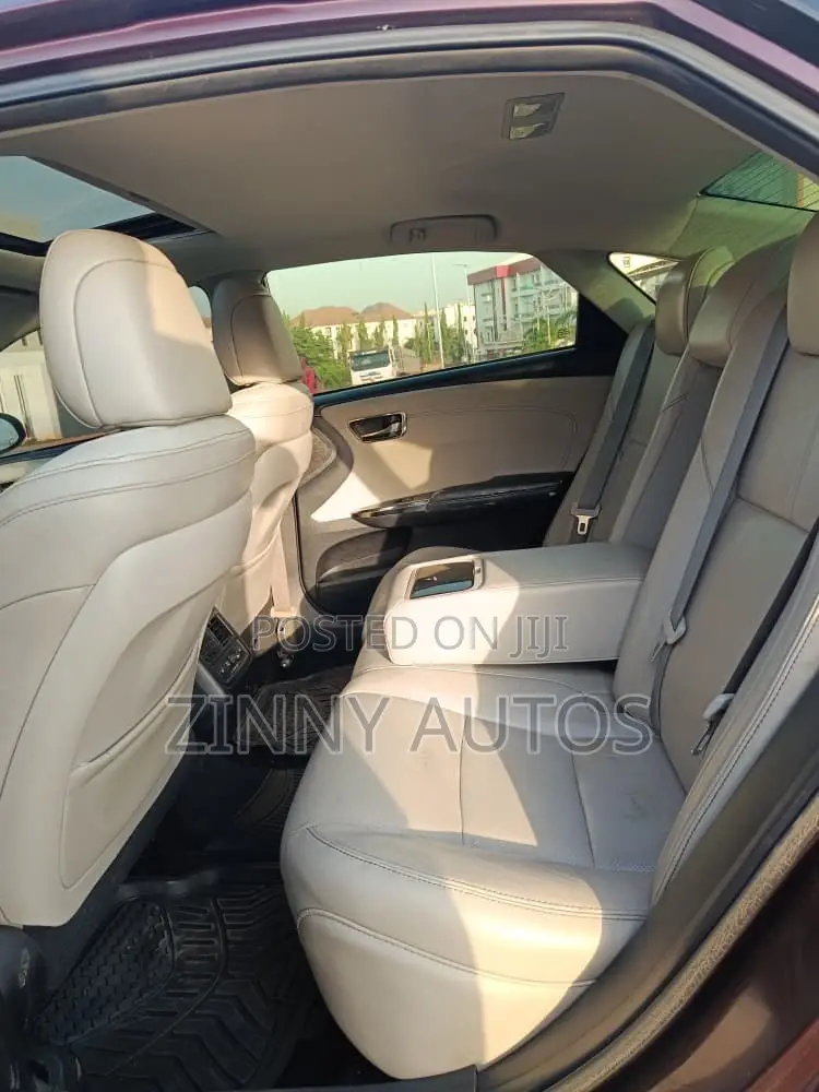 Toyota Avalon 2013 Maroon