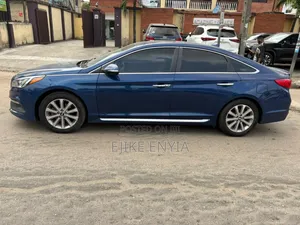 Hyundai Sonata Limited Sedan FWD (2.4L 4cyl 6A) 2017 Blue
