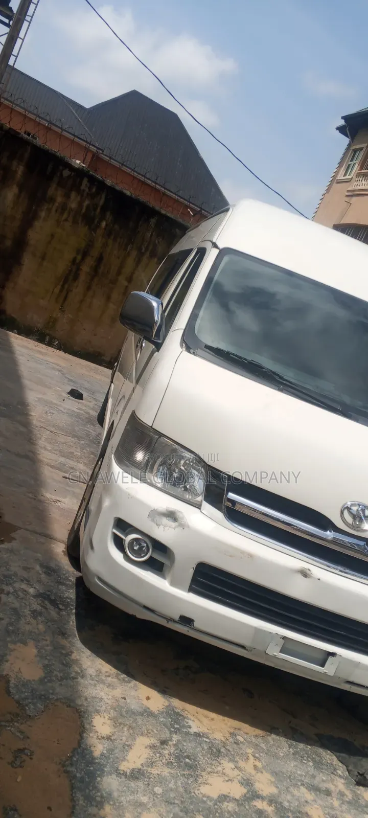 Toyota HiAce 2015 White