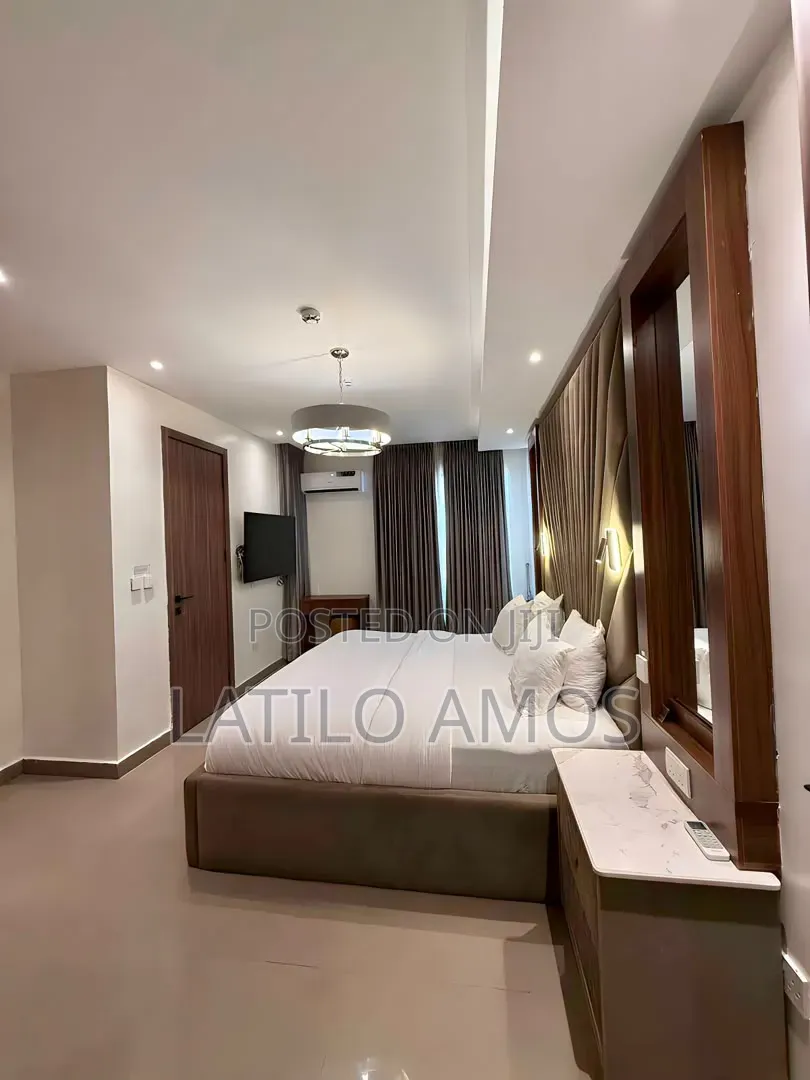 Unit 3 | Luxury 2-Bedroom Apartment 