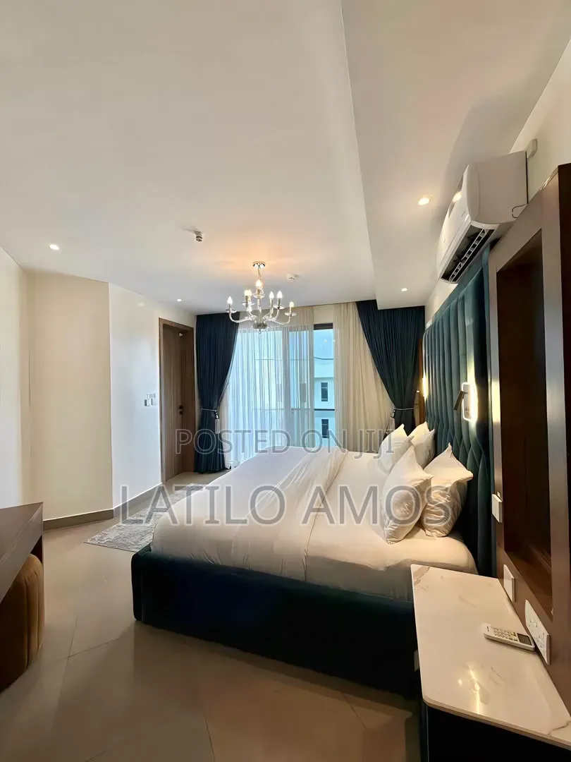 Unit 3 | Luxury 2-Bedroom Apartment 