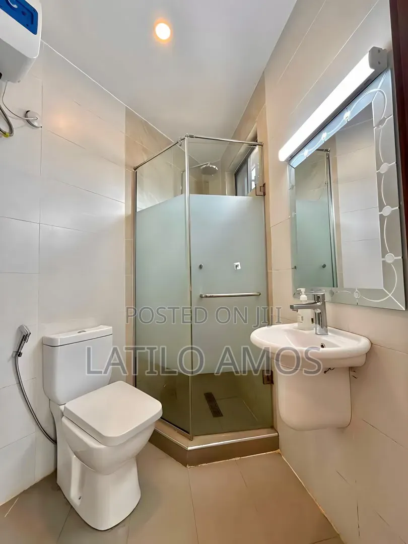 Unit 3 | Luxury 2-Bedroom Apartment 