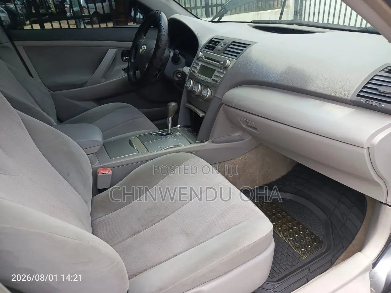Toyota Camry 2010 Gray