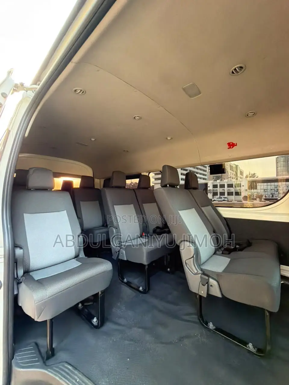 Toyota HiAce 2021 White