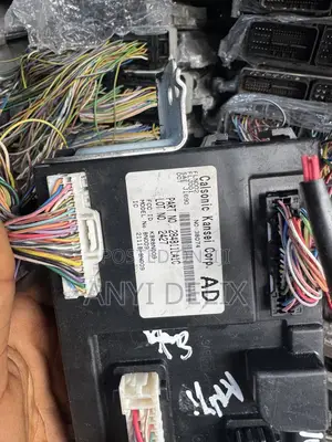 BCM Body Control Module Infiniti Qx56 or QX80 284b11la1c