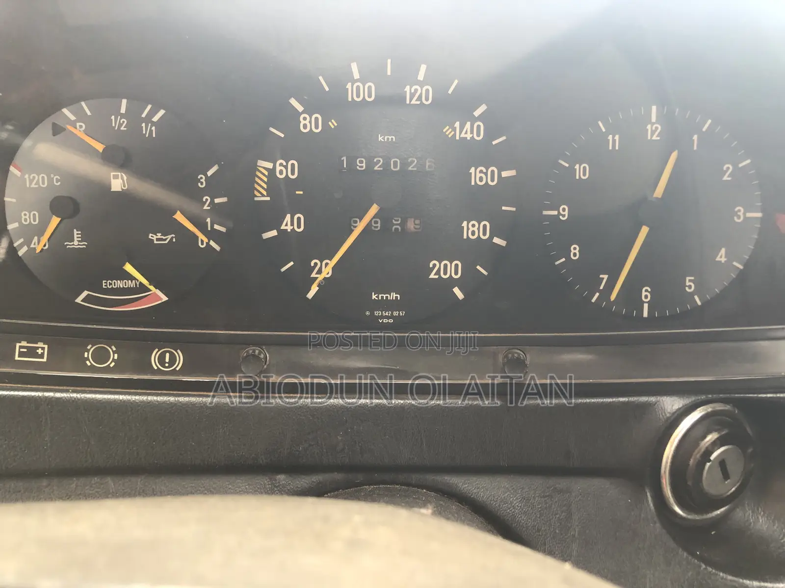 Mercedes-Benz 230E 1982 Green