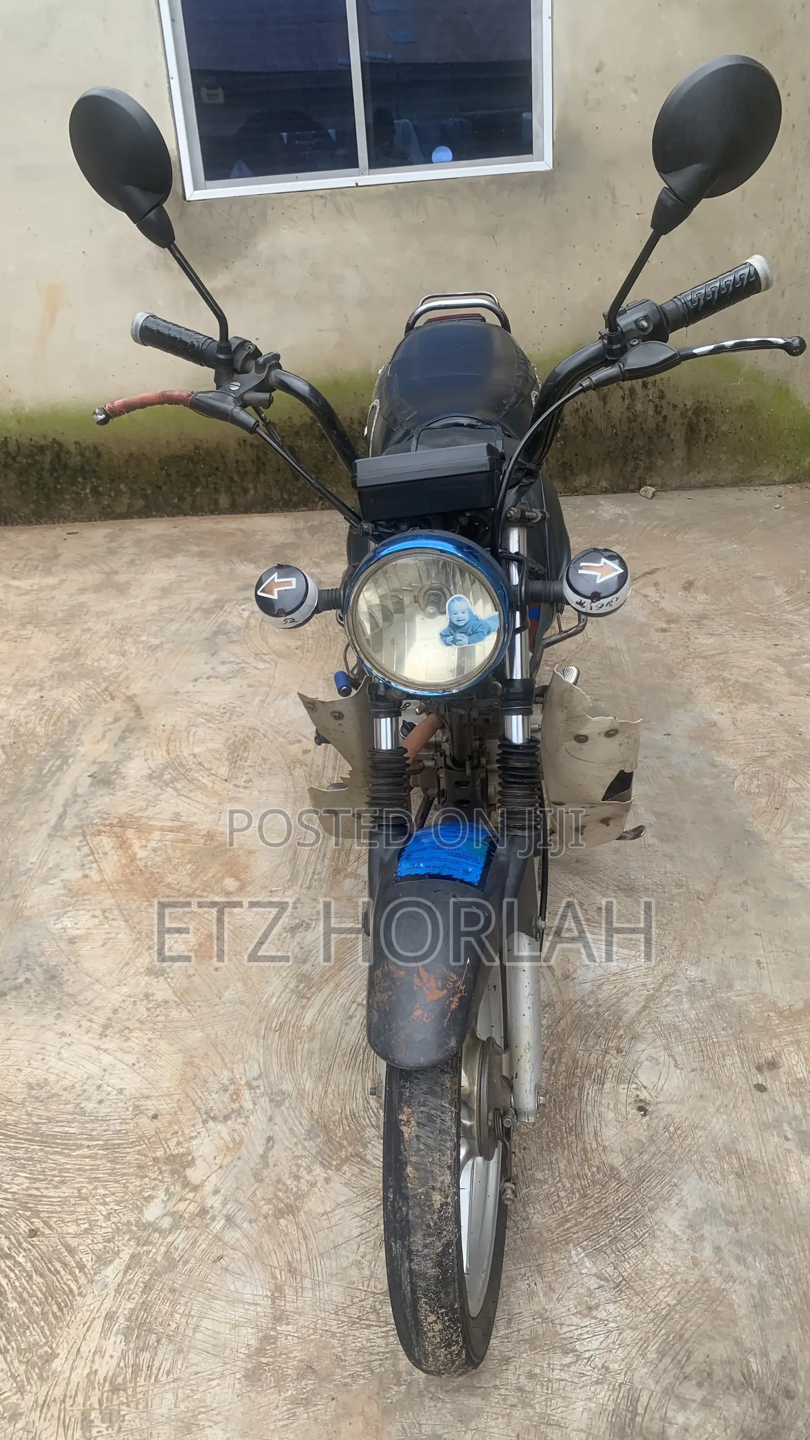 Honda CB 2022 Blue